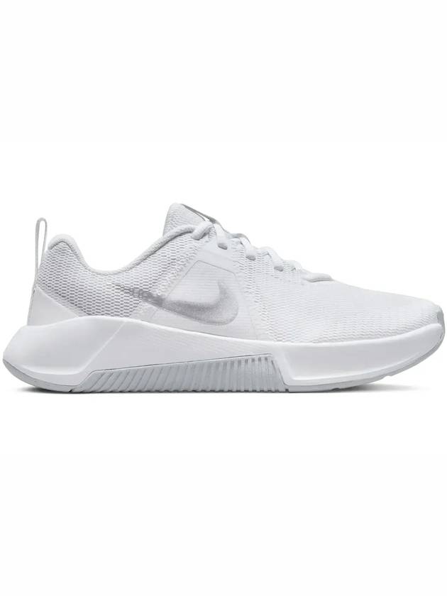 나이키 MC 트레이너 3 화이트 포톤 더스트 메탈릭 플래티넘 여성