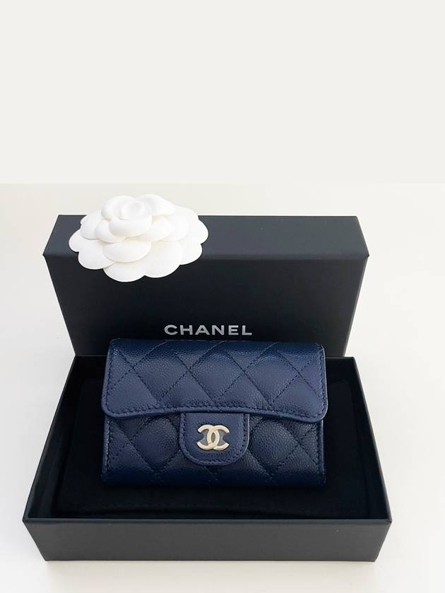 샤넬 클래식 똑딱이 카드지갑 캐비어 네이비 금장 AP0214