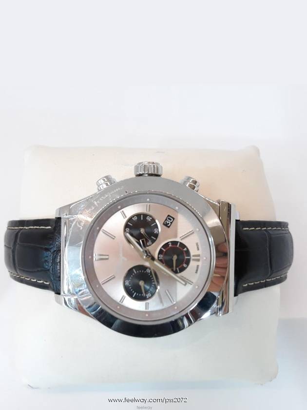 살바토레 페라가모 남성 시계