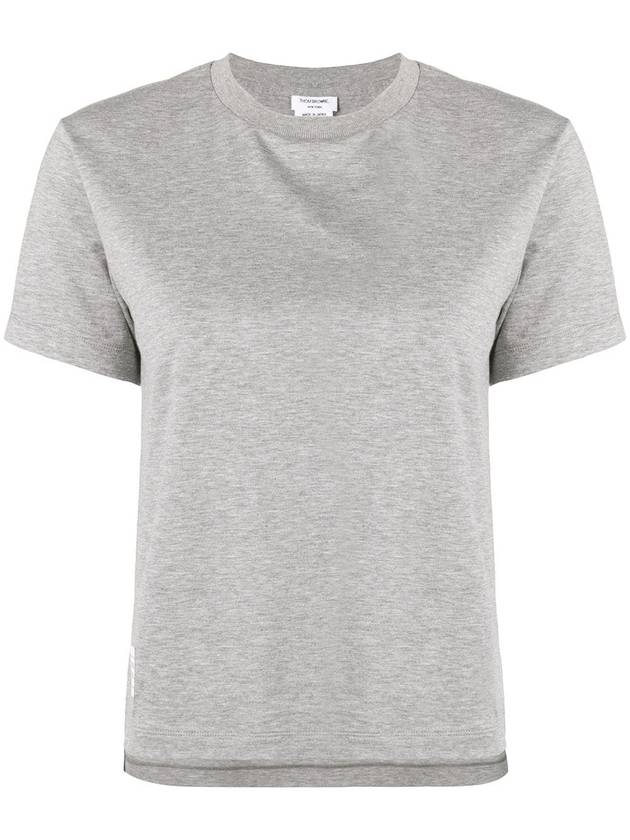 톰브라운 로고 패치 라이트웨이트 저지 릴렉스 핏 반팔 티셔츠 그레이