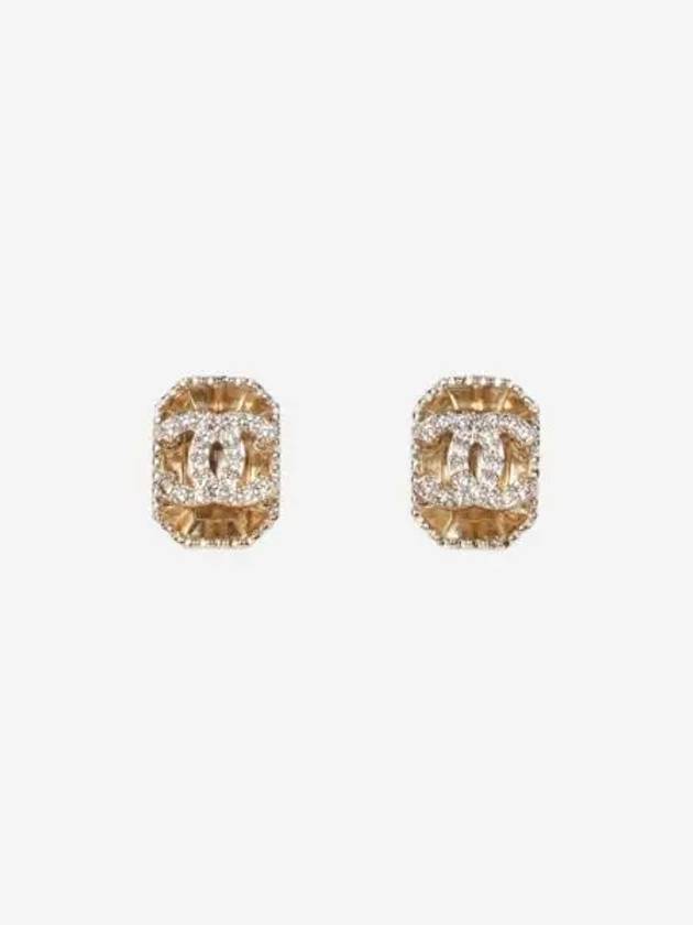 W 샤넬 이어링 메탈 스트라스 & 골드 크리스탈 W Chanel Earrings Metal Strass & Gold Crystal