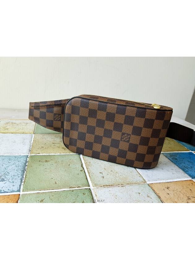 루이비통 남성 크로스 백