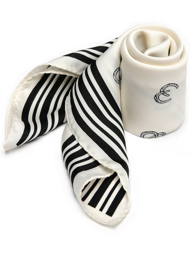 두유노우엠씨 골프웨어 더블 씨 로고 프린트 쁘띠 스카프 화이트