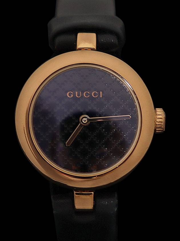 Gucci 구찌 404233 YA141501 27MM 로즈골드 블랙 PVD 쿼츠 디아망티시마 여성 시계