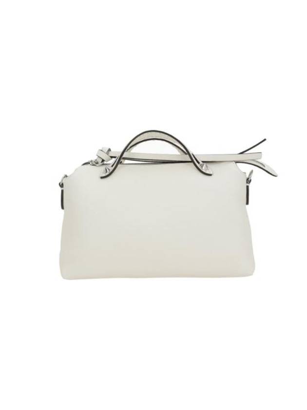 펜디 바이 더 웨이 셀러리아 미디엄 토트 백 아이스 화이트 팔라듐