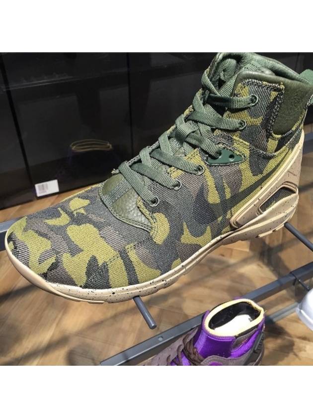 01-806972-233-나이키-코스울트라미드자카드-카모