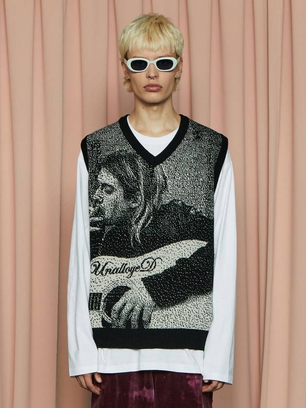 어널로이드 그래픽 니트 베스트 블랙