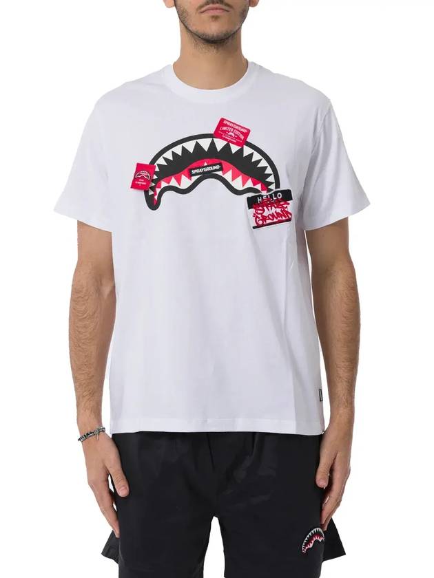 스프레이그라운드 패치 디테일 크루넥 티셔츠 SP439_WHT