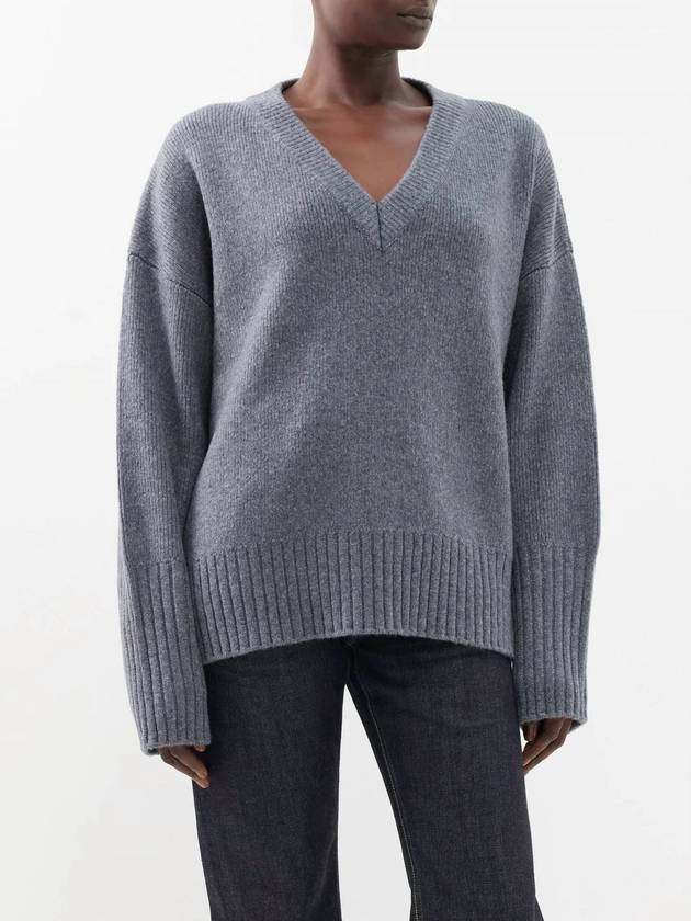 Ana V넥 스웨터 Heather Ana V neck Sweater In Heather