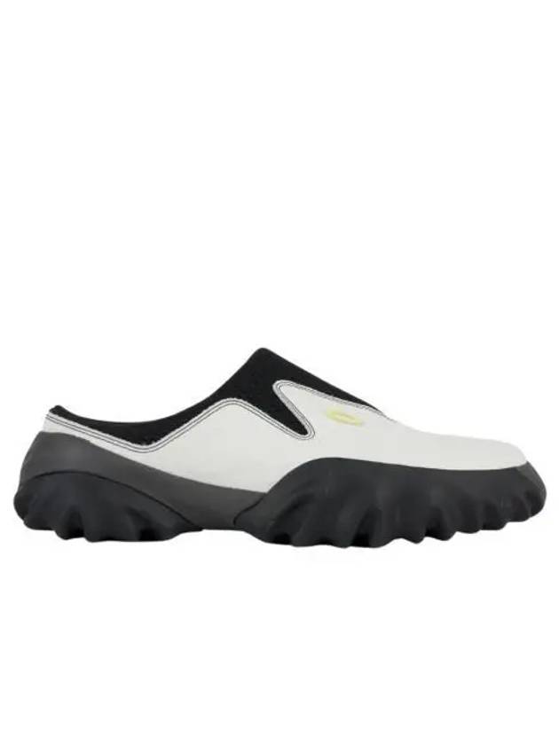 오클리 팩토리 팀 x 브레인 데드 오스트리치 찹 쏘우 뮬 화이트 Oakley Factory Team x Brain Dead Ostrich Chop Saw Mule White