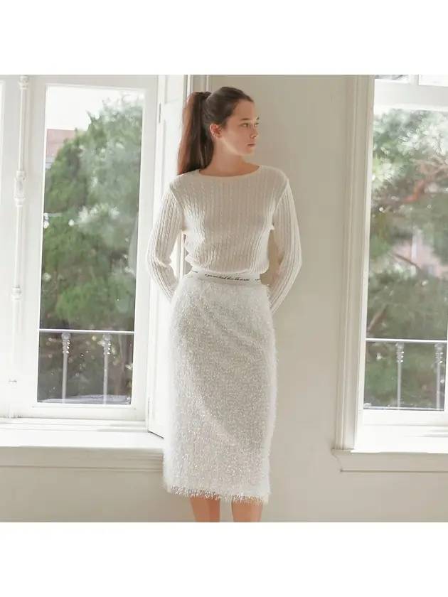 티나블러썸 헤이즈 H라인 스커트 화이트