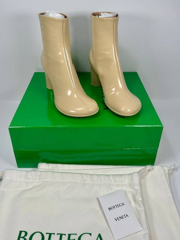 보테가베네타 앵클부츠 250