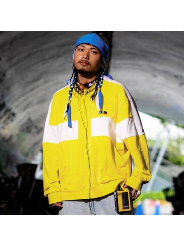 01-DA0373-731-나이키-리이슈페어리드크루티셔츠-옐로우화이트