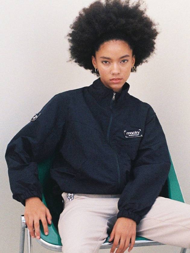 23FW 맥키 와펜 여성 바람막이 자켓 점퍼 와펜 윈드브레이커 블랙 MCFW23OPS 3BK