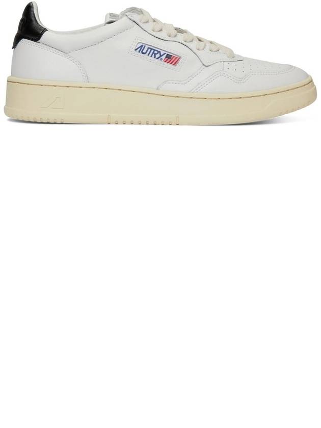 오트리 메달리스트 로우탑 스니커즈 wht_bk