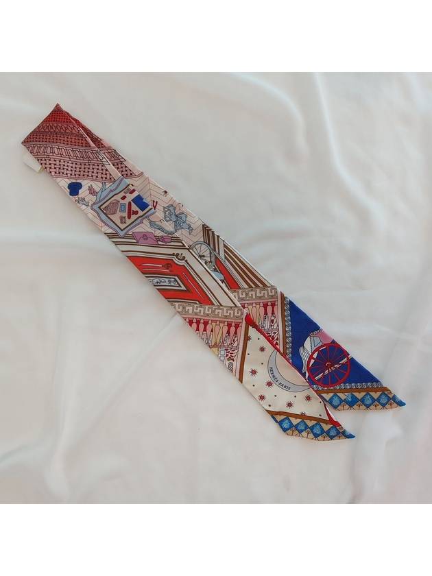 에르메스 트윌리 큐리오시떼 로즈 실크 스카프