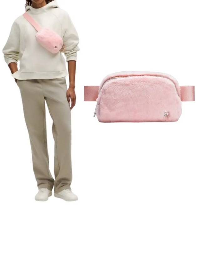 룰루레몬 가방 에브리웨어 플리스 벨트백 핑크