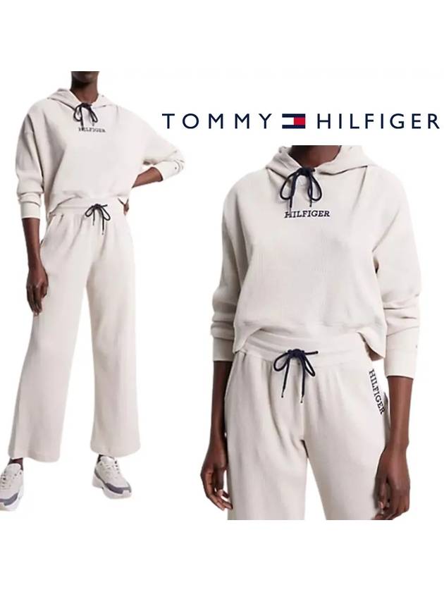 타미힐피거 여성 모노타입 스몰로고 자수 탑 후드티셔츠 아이보리