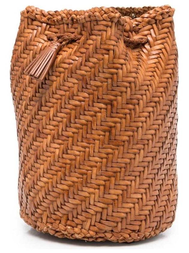 손으로 짠 가죽 여성의 어깨 끈이 달린 폼폼 더블 점프 카멜 브라운 버킷 백 pompom Double Jump Camel Brown Bucket Bag With Shoulder Strap In Hand woven Leather Woman