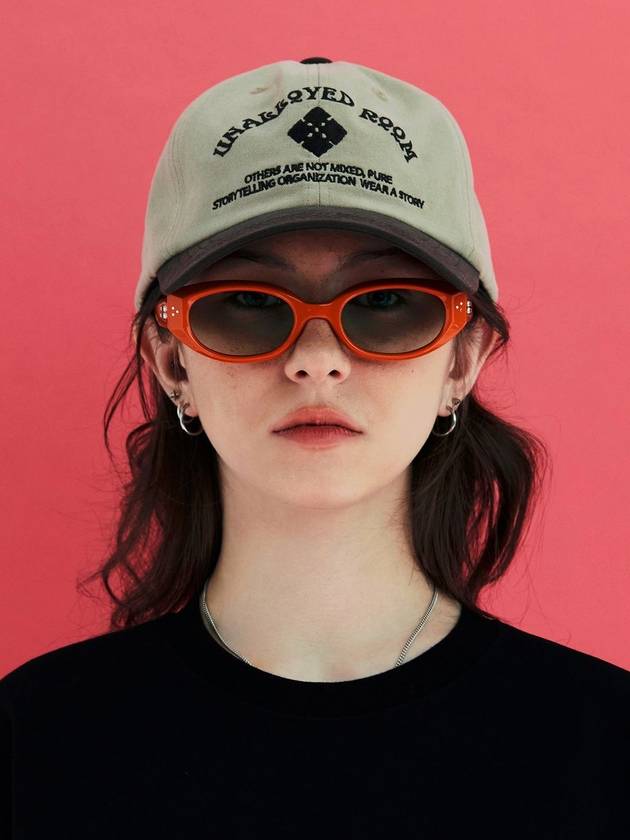 룸 로고 볼캡 베이지