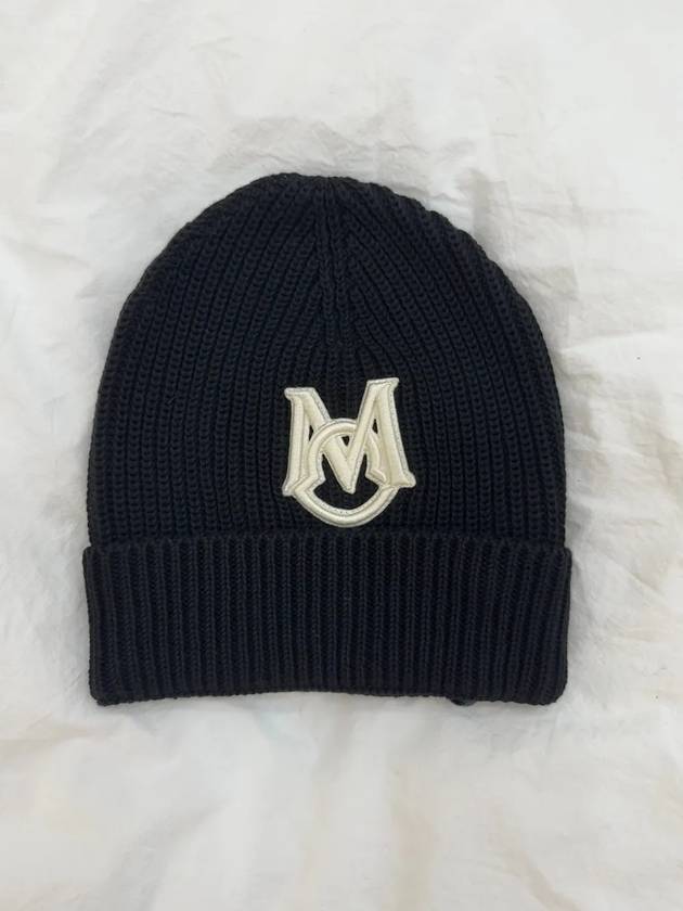 24FW 몽클레르 남성 자수 모노그램 비니 블랙 3B0002