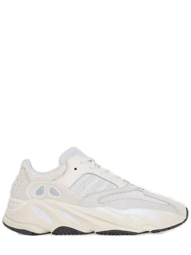 아디다스 이지 부스트 700 아날로그 스니커즈 EG7596_None