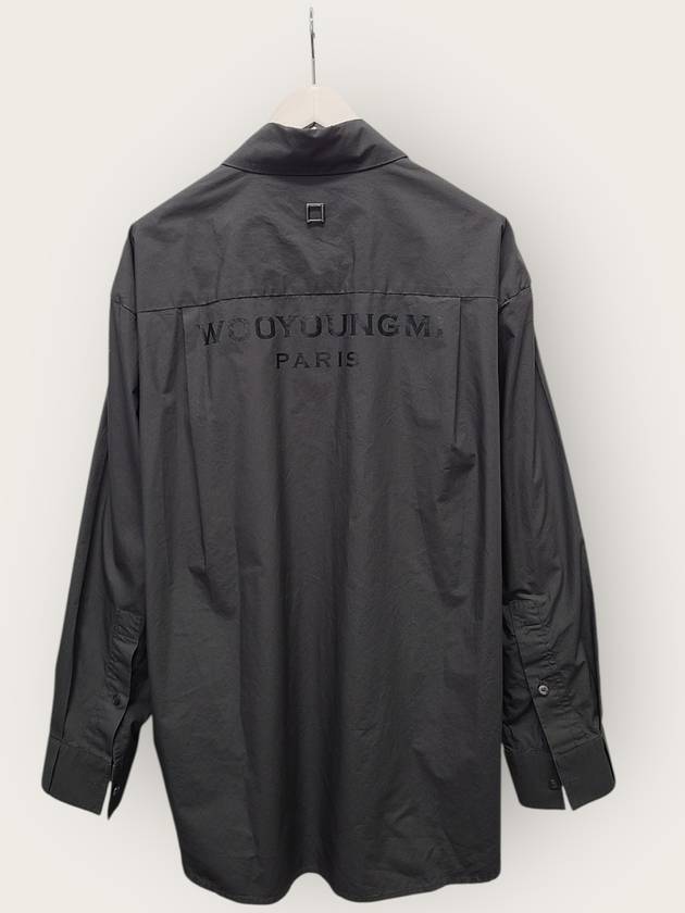 우영미 그레이 코튼 백로고 포켓 셔츠 48