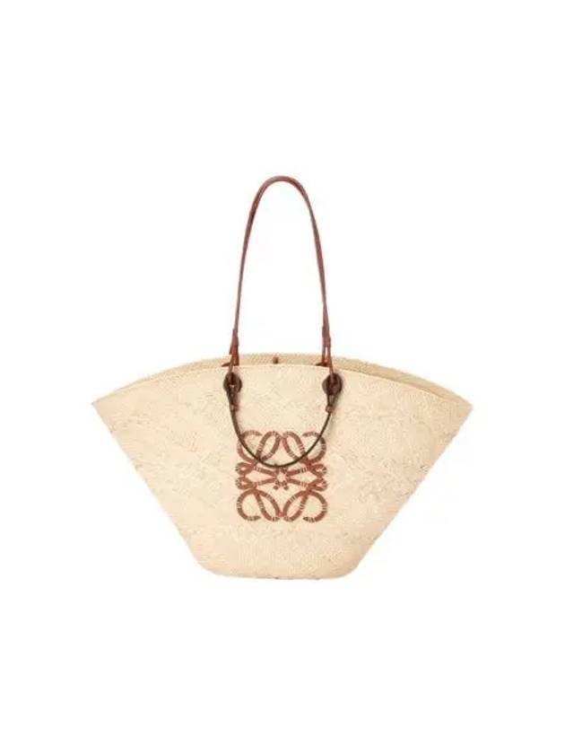 로에베 라지 아나그램 베스킷백 인 이라카 팜 앤 카프스킨 내츄럴 탄 Loewe Large Anagram Basket Bag In Iraca Palm and Calfskin Natural Tan