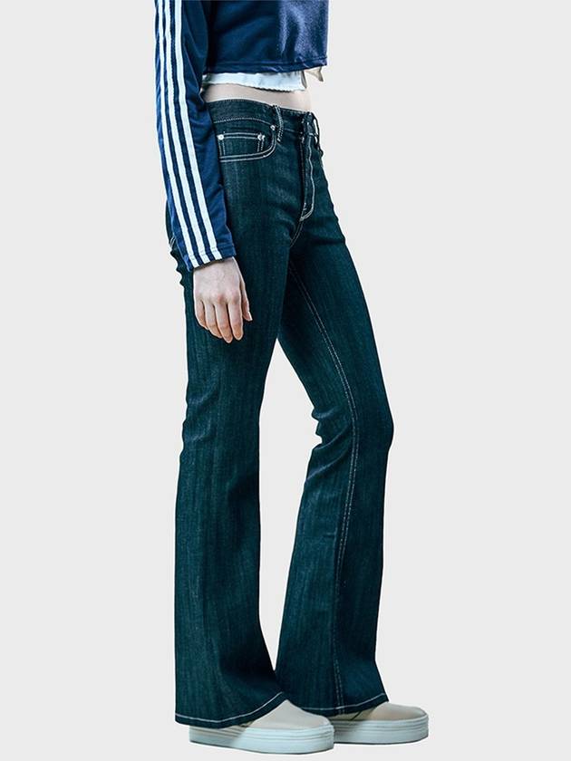 빈티지 화이트 스티치 부츠컷