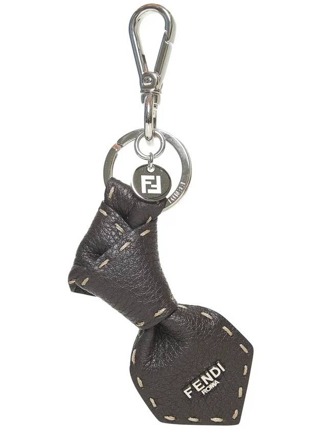 펜디 셀러리아 레더 참 브라운