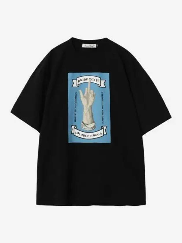 언더커버 UC1D3810 프라이드 위드 미들 핑거 티셔츠 블랙 Undercover UC1D3810 Pride with Middle Finger T Shirt Black