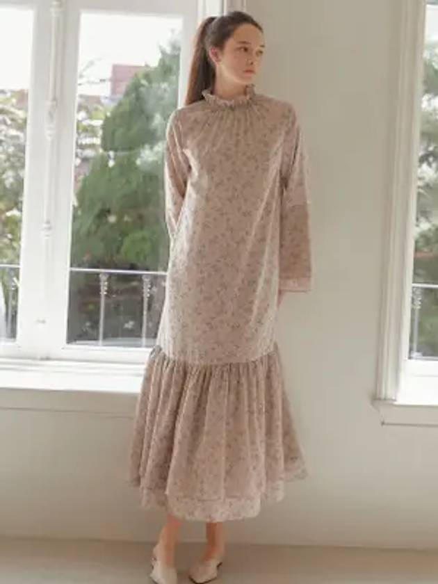 티나블러썸 레터 롱 원피스 핑크 베이지