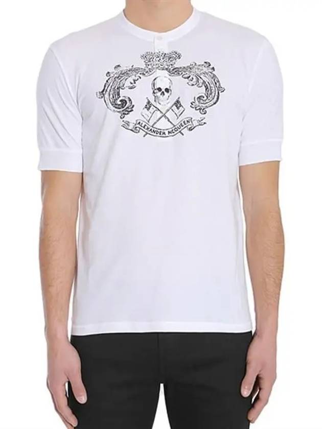 알렉산더 맥퀸 스컬 엠블럼 헨리넥 반팔 티셔츠 화이트