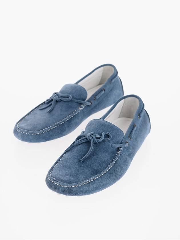 꼬르넬리아니 남성 보트