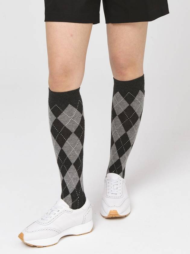 ALL SEASON 두유노우엠씨 여성 아가일 인타샤 와펜 장식 블랙 니삭스DO925ASS093 1