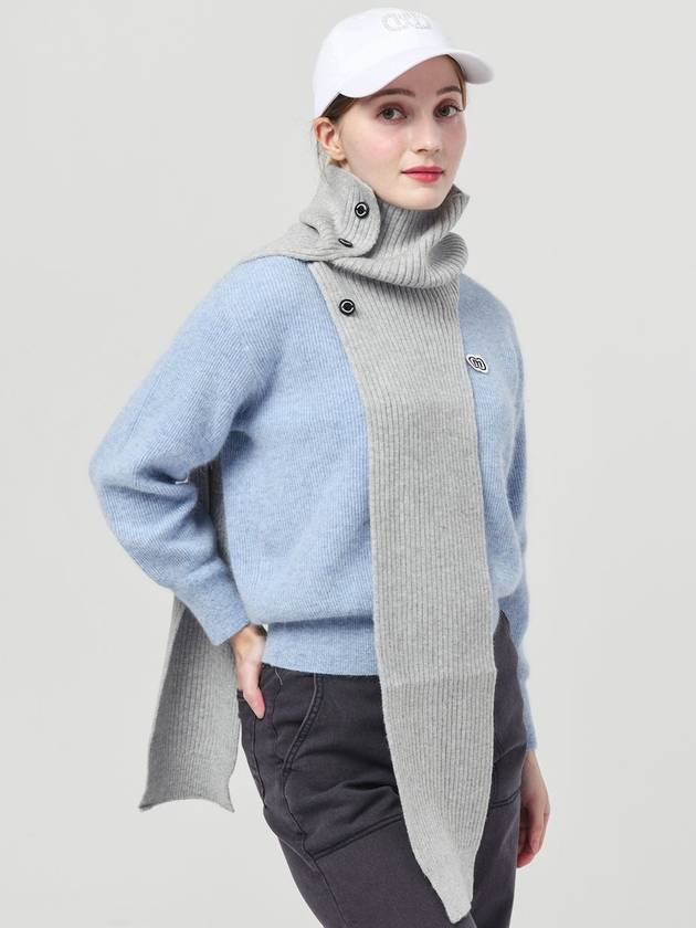 24FW 두유노우엠씨 여성 단추 오프닝 넥 워머 그레이 니트 머플러 DO6242AW38 1