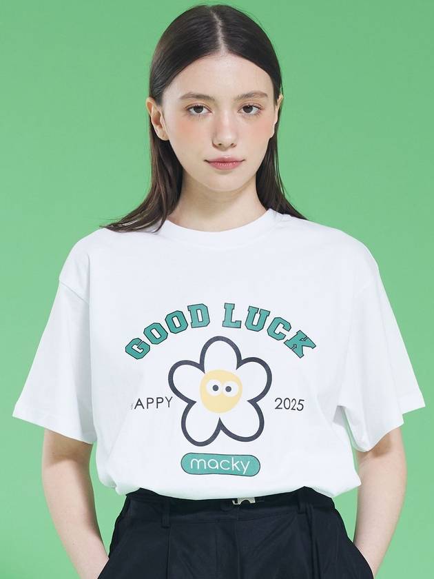 25SS 맥키 여성 굿럭 반팔 티셔츠 화이트 MCSS125TP9WH