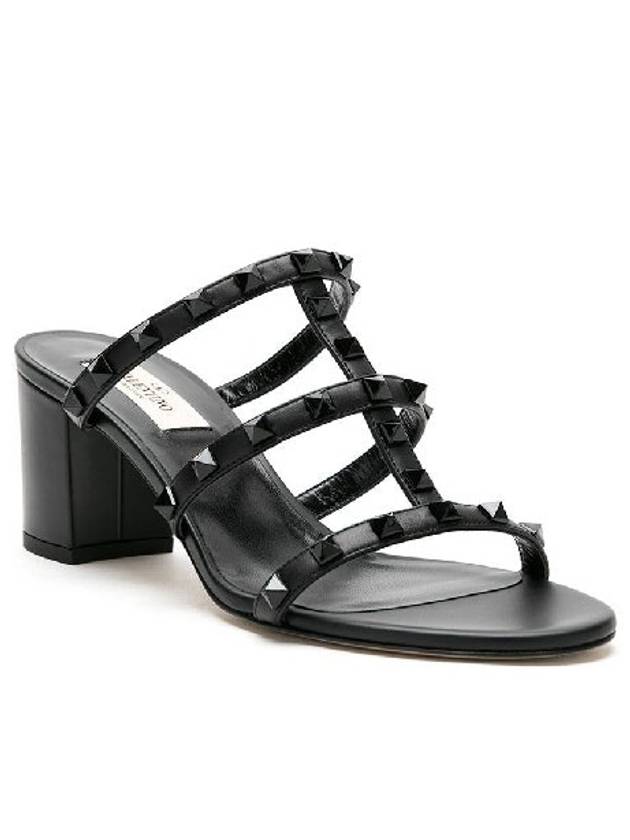 VALENTINO 발렌티노 락스터드 뮬 샌들 블랙 3W0S0C47 VB80NO 굽높이 6.5cm