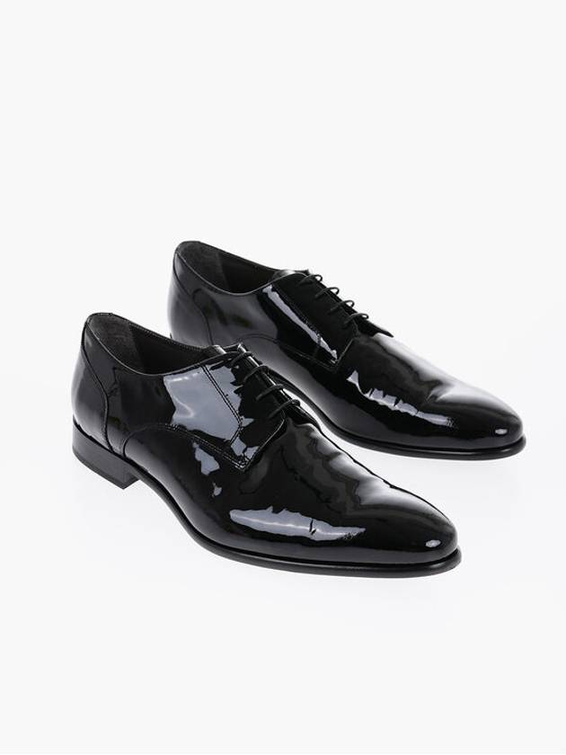 꼬르넬리아니 남성 더비