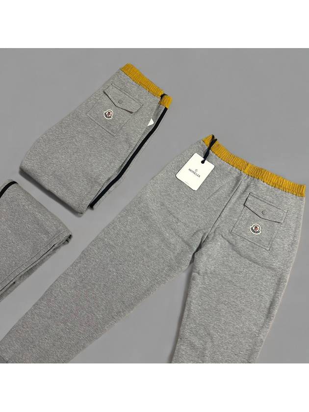 몽클레르 여성 로고 와펜 트랙 조거 트레이닝 기모 팬츠 그레이