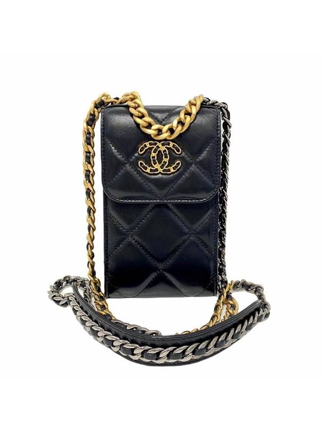 샤넬 19 체인 램스킨 폰 미니 백 블랙