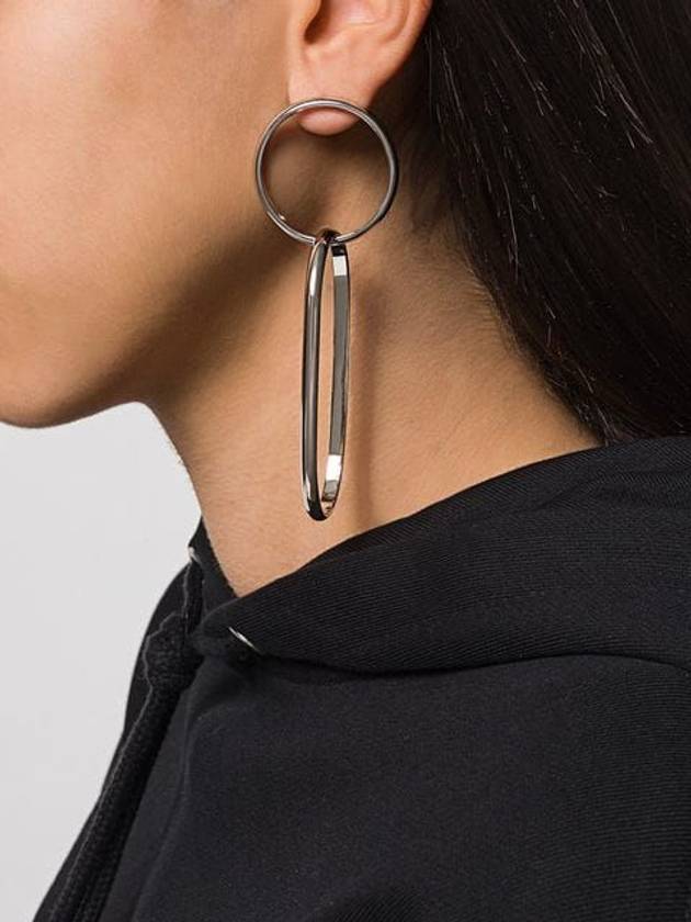 메종 마르지엘라 MM6 Maison Margiela
-single layered earring