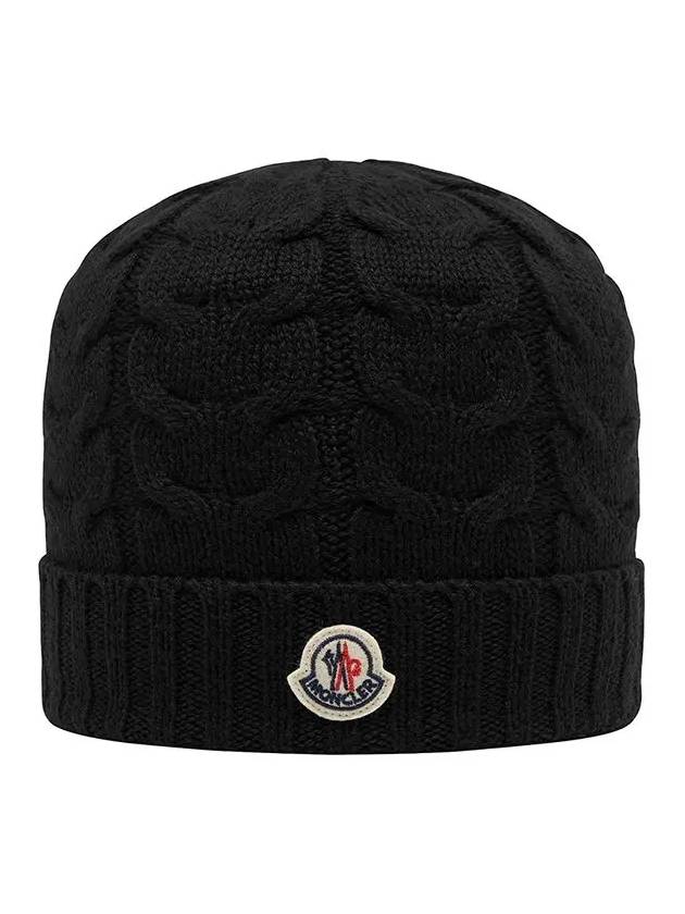 몽클레르 3B00025 04S02 999 로고 패치 비니