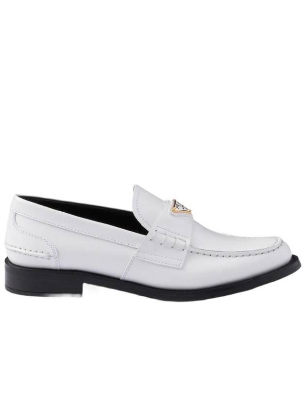 프라다 브러쉬드 레더 로퍼 화이트 1D813N 055 F0009