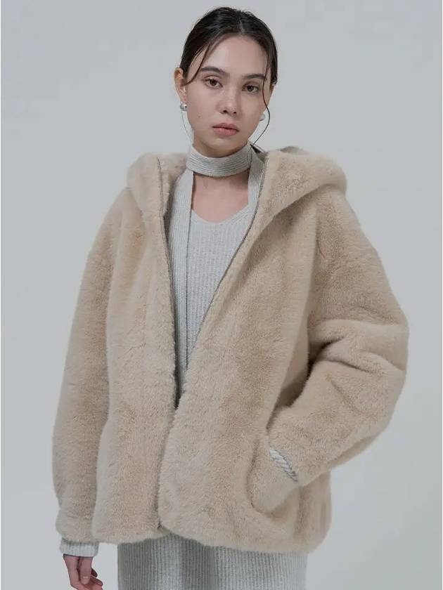 에코 베어 후드 점퍼