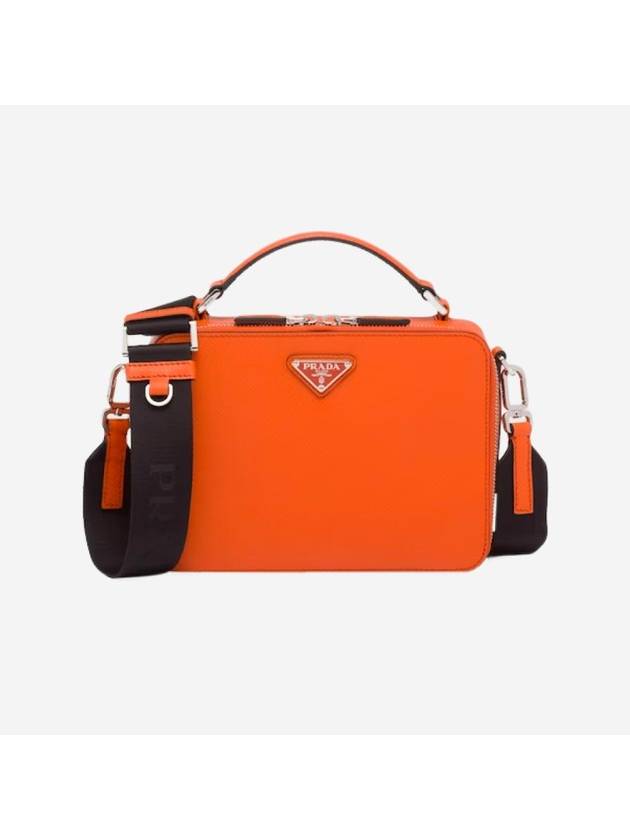 프라다 사피아노 레더 브리크 백 파파야