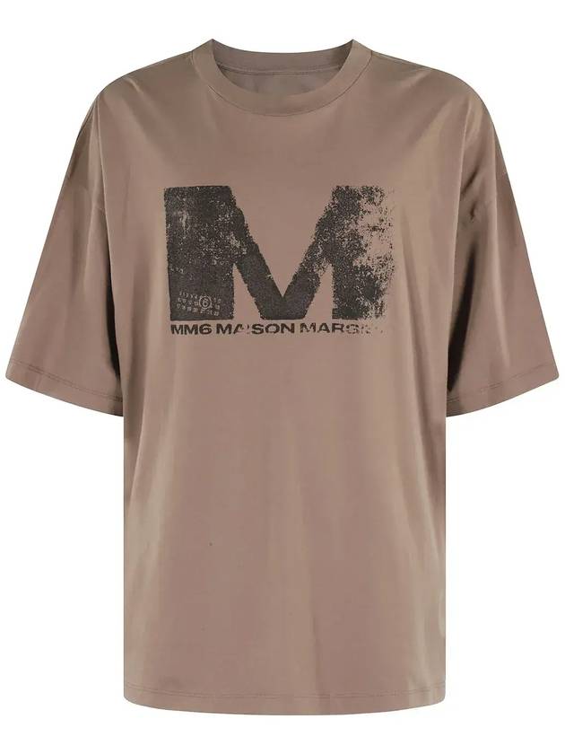 MM6 메종 마르지엘라 신문 프린트 티셔츠 SH0GC0048S24312_134 BROWN