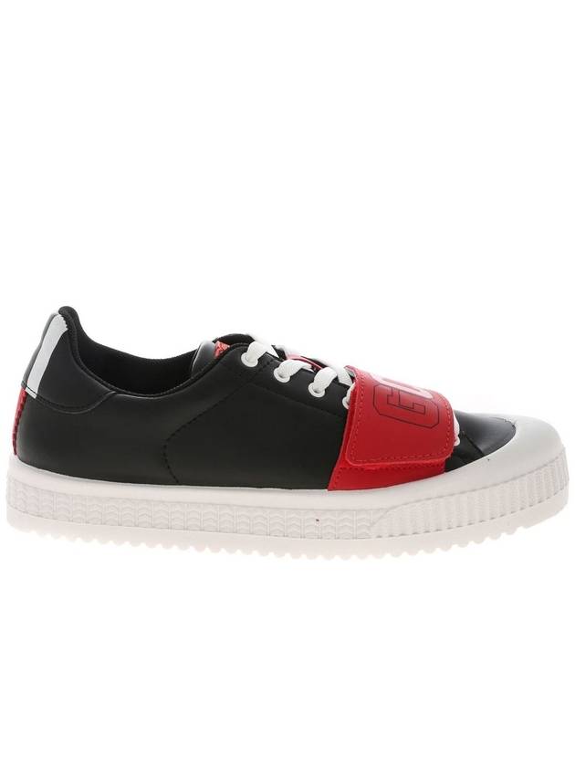 Gcds Sneakers in black with red logo detail