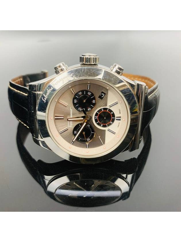 살바토레 페라가모 남성 시계