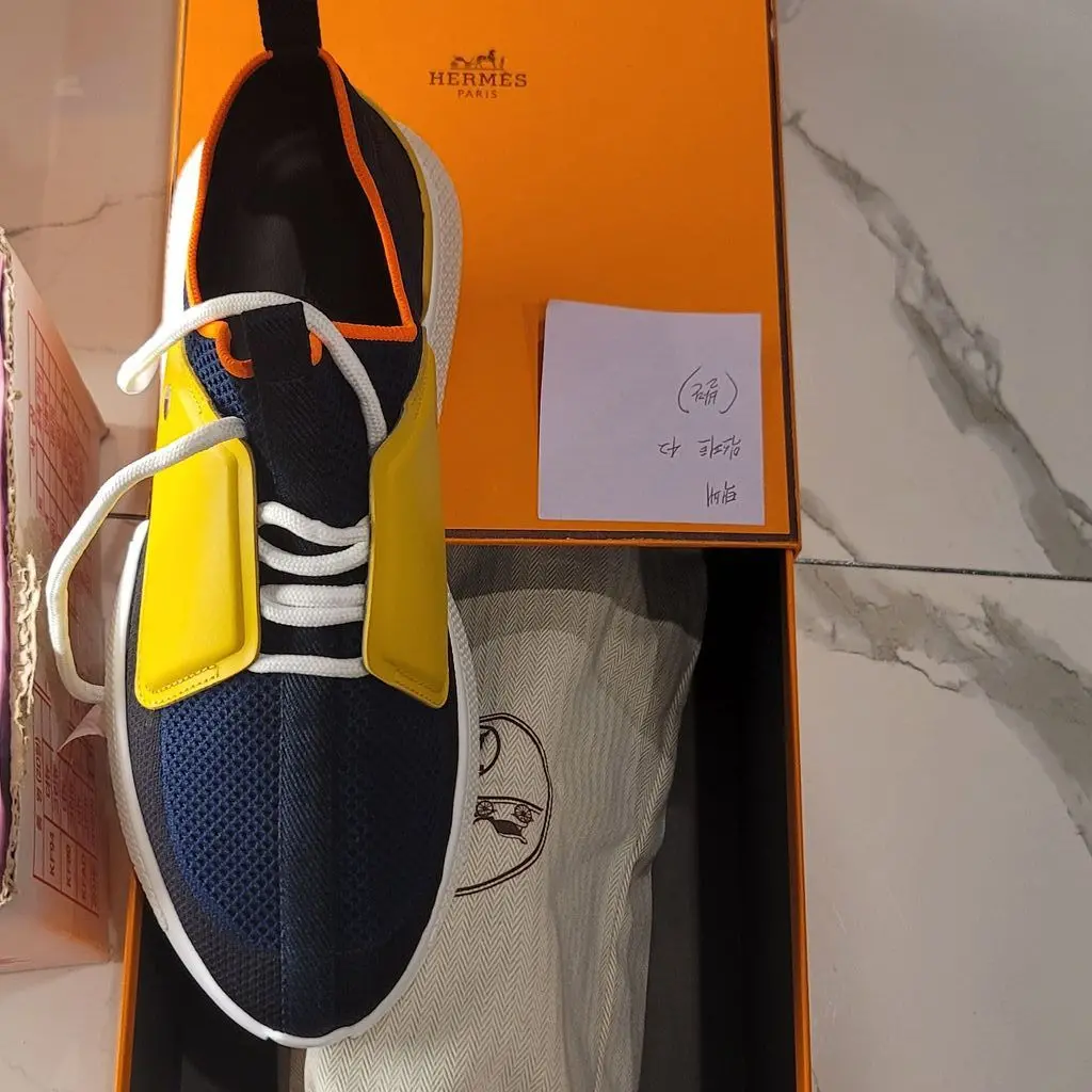 ---의 리뷰 이미지